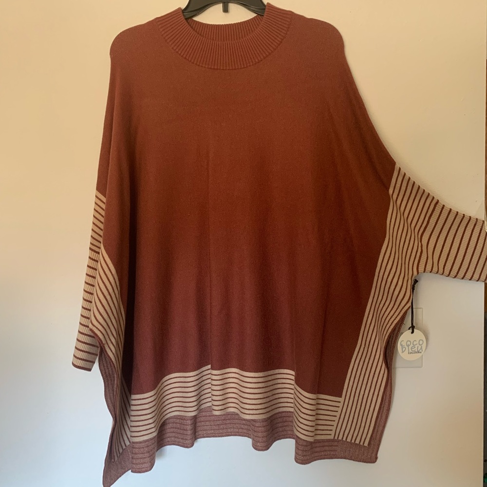 COCO BLEU SWEATER/PONCHO